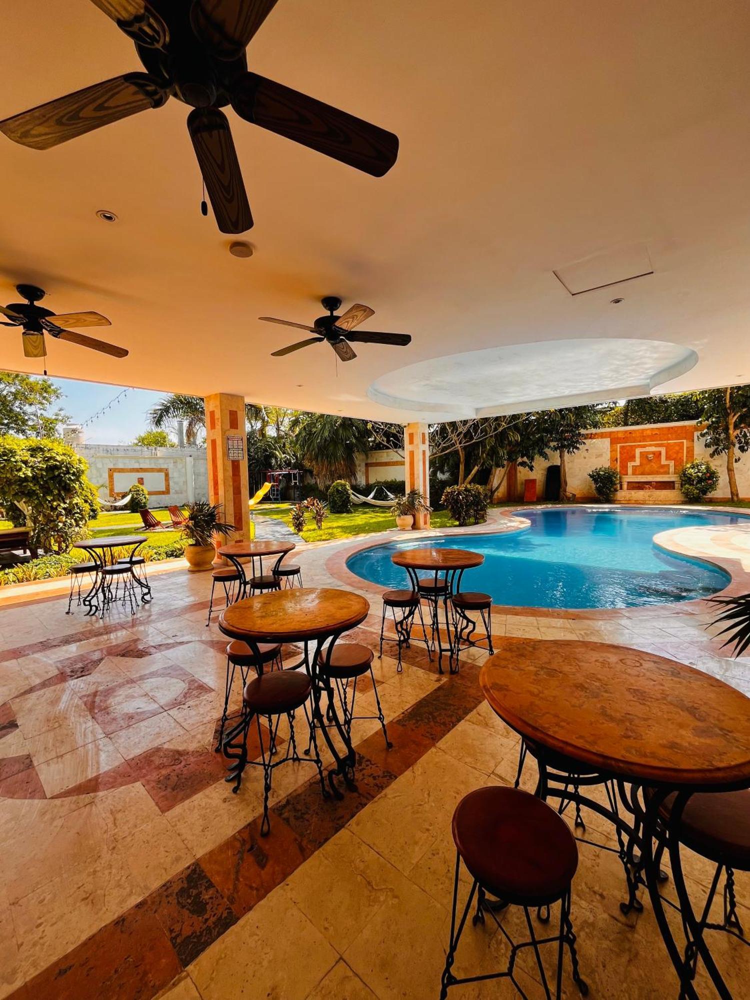 Hotel Palacio Maya Merida Bagian luar foto