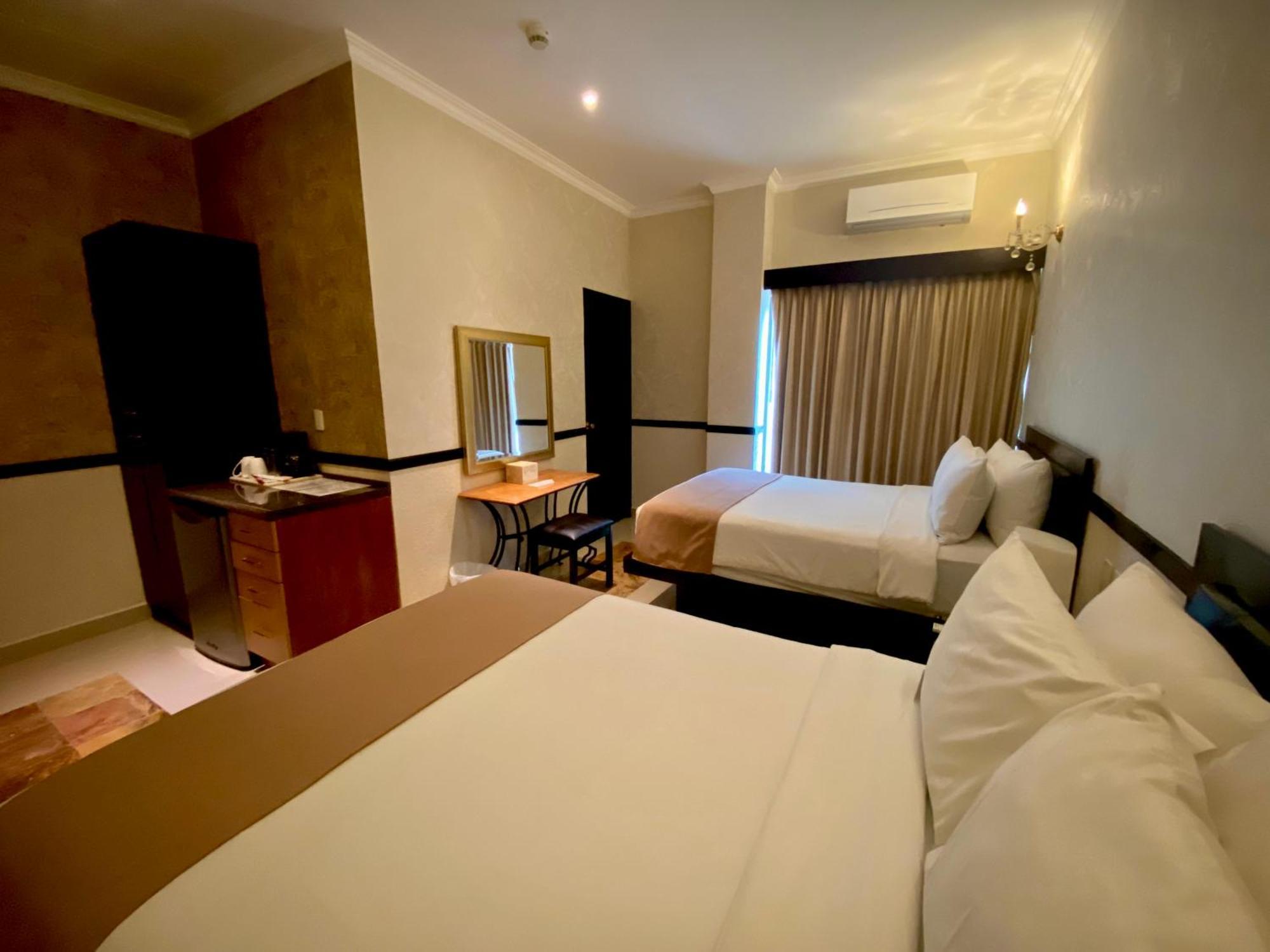 Hotel Palacio Maya Merida Bagian luar foto